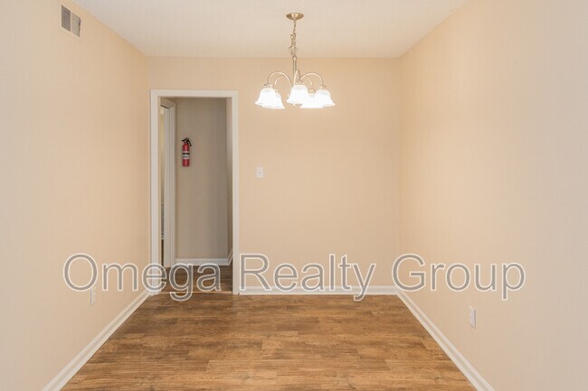Building Photo - 3328 Warringwood Dr