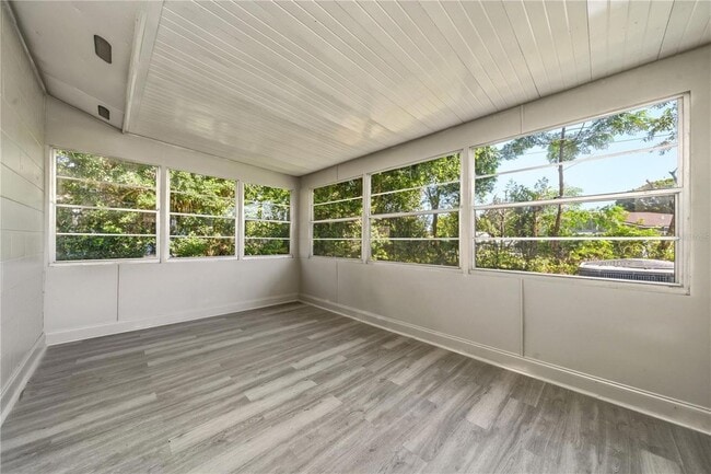 Building Photo - 618 Jupiter Way