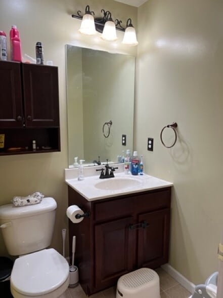 Building Photo - 1 Creekside Dr