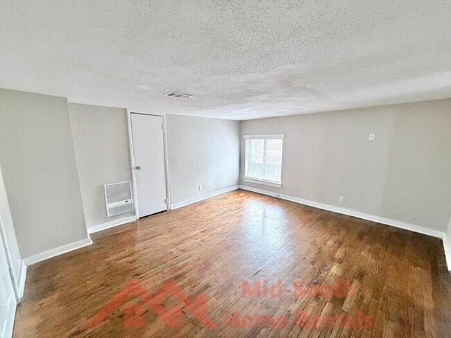 Building Photo - 1707 Glenview Ave