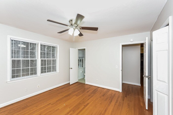 Building Photo - 502 Old Saybrook Dr
