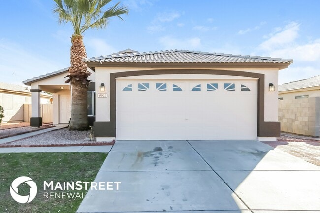 Building Photo - 8921 E Butternut Ave