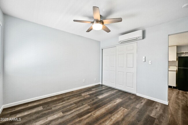 Building Photo - 3025 N 32nd St