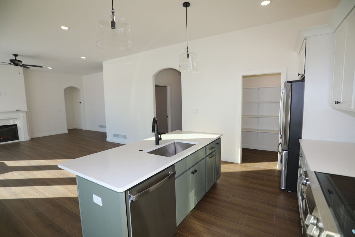 Building Photo - 4408 Royal County Rd