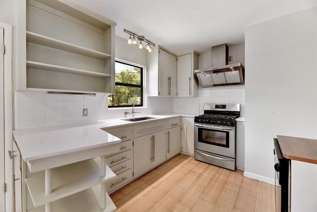 Building Photo - 4702 Philco Dr