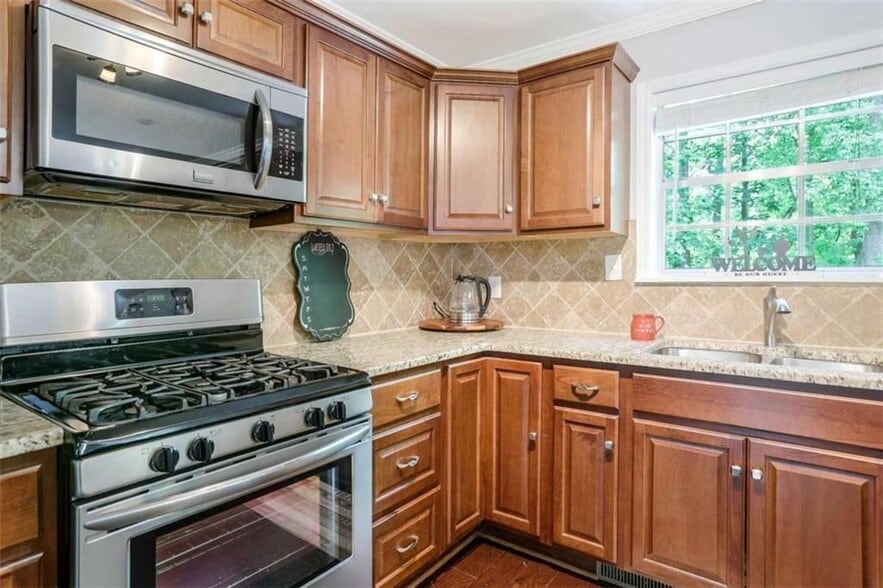 Building Photo - 3211 Flamingo Dr