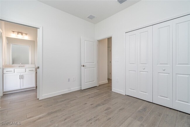 Building Photo - 10849 Timber Creek Dr