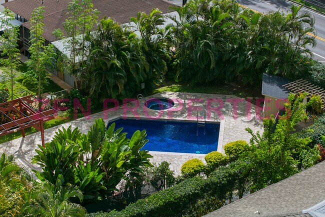 Building Photo - a 2 bdrm, 2 bath unit with 2 prkg at Fairway House for rent