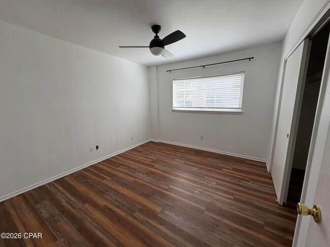 Building Photo - 2100 W Beach Dr