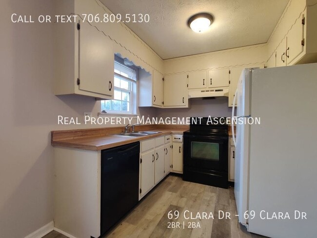 Building Photo - Quaint, Ringgold 2 Bed 1.5 Bath