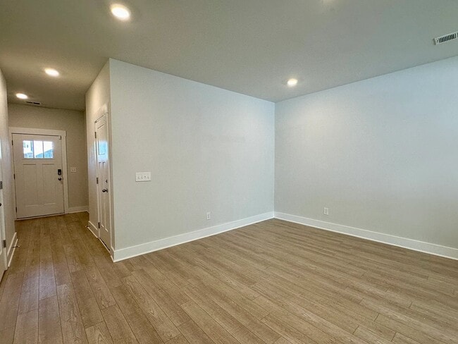 Building Photo - 1021 Millison Pl