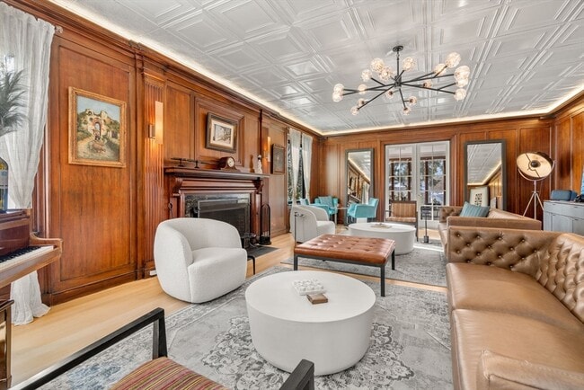 Building Photo - 505 Chestnut Hill Ave