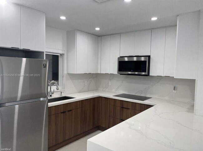 Building Photo - 11450 SW 196th St