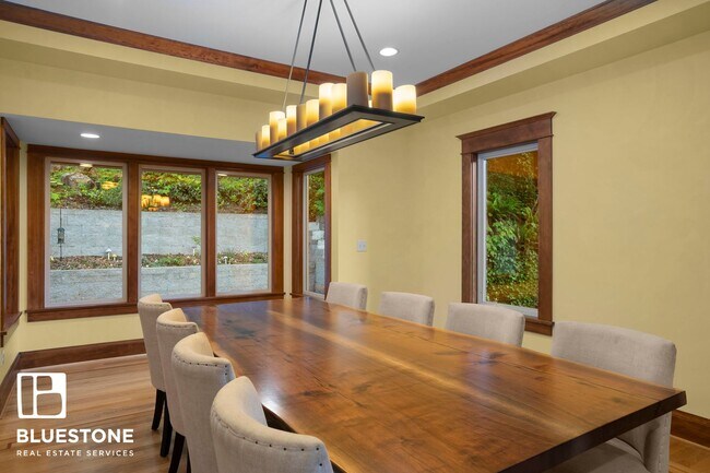 Building Photo - Beautiful 4 bedroom home in Palisades Neighborhood of Lake Oswego!