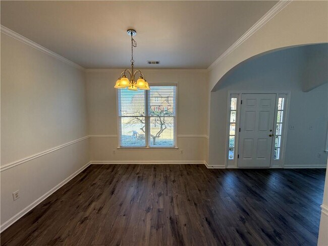 Building Photo - 505 Summer Breeze Ct.