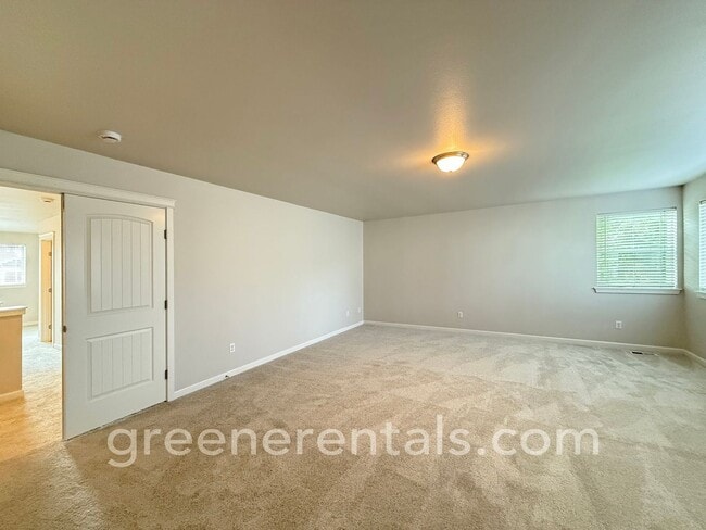 Building Photo - 4BR/2.5BA with Bonus Loft and Den in Lacey