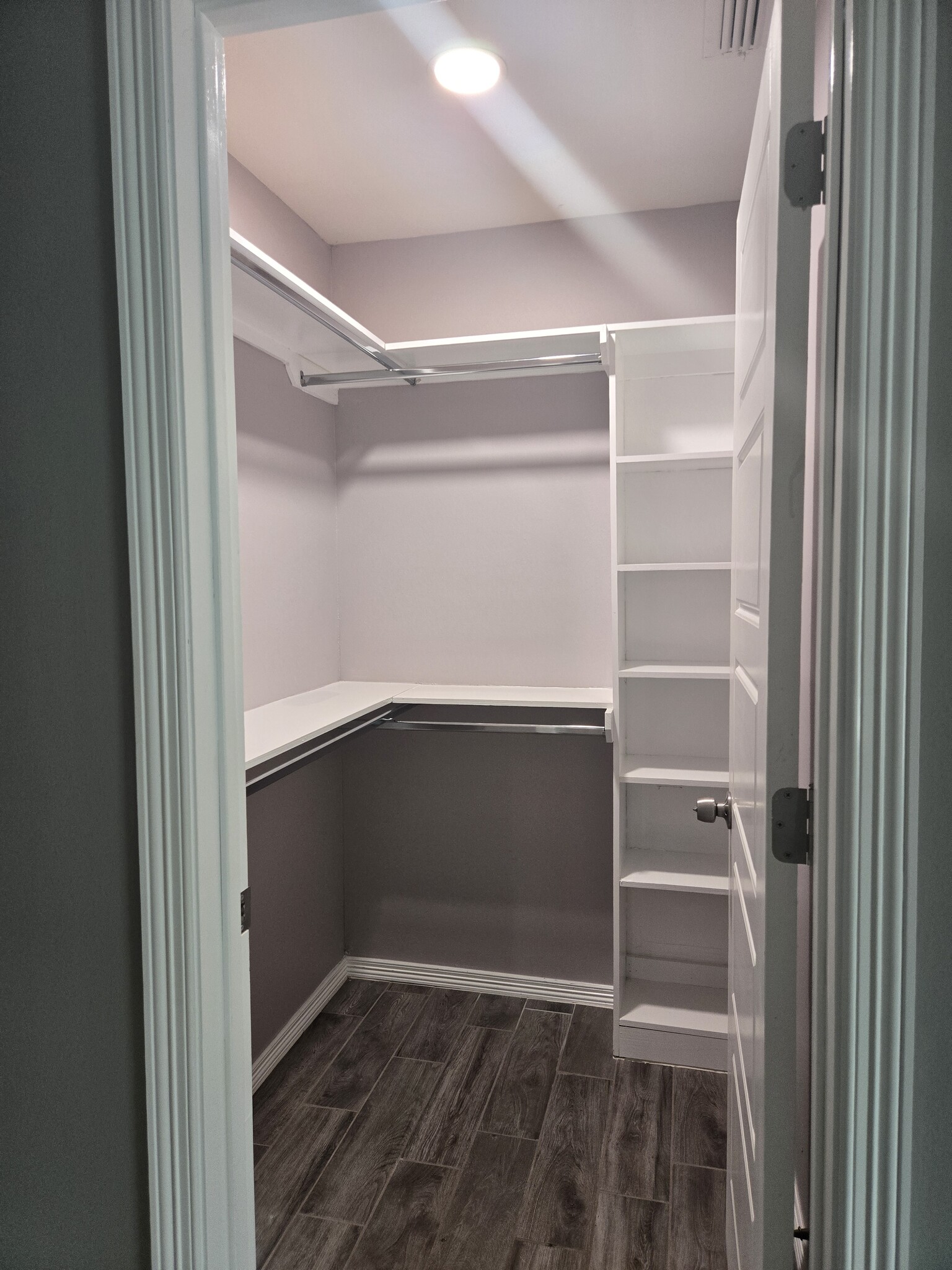Master Closet - 1413 Glasscock Ave