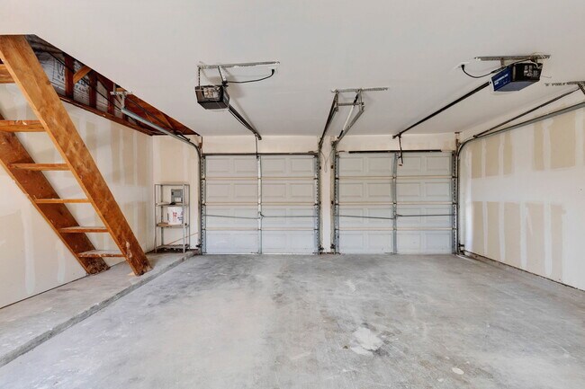 Building Photo - 1714 Timber Ridge Dr