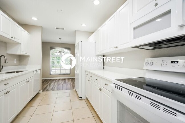 Building Photo - 3 Bedroom Pet-Friendly Home in Fort Myers,...