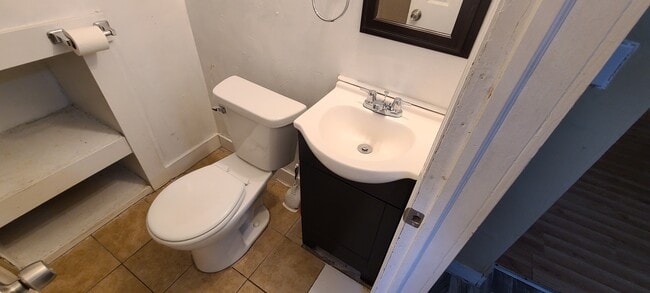 Building Photo - 11326 Saint Aubin St