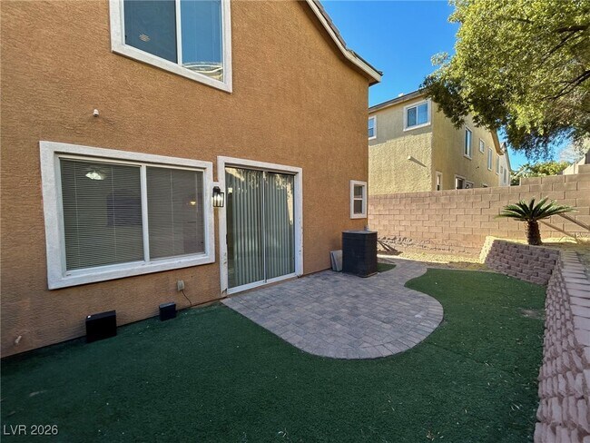 Building Photo - 554 Twilight Blue Ave