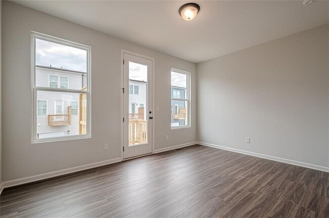 Building Photo - 1444 Creekside Cir NW