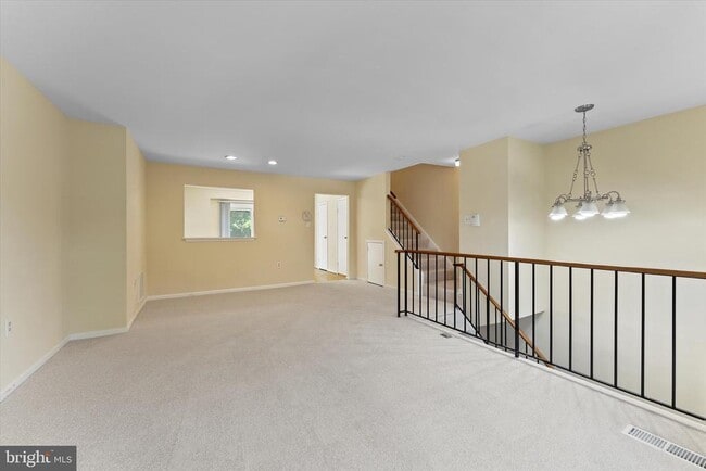 Building Photo - 7385 Emerald Dr