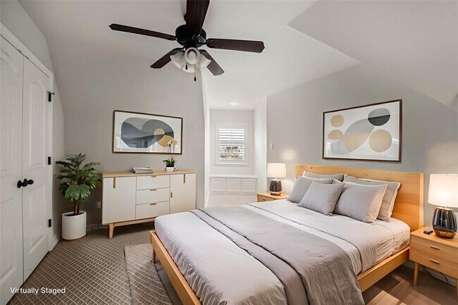 Building Photo - 365 Green Park Dr