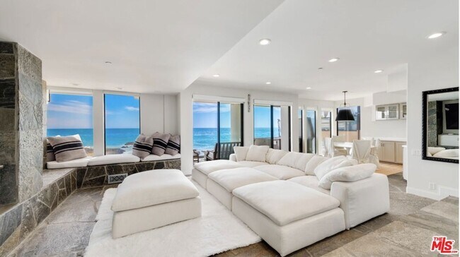 Building Photo - 25252 Malibu Rd