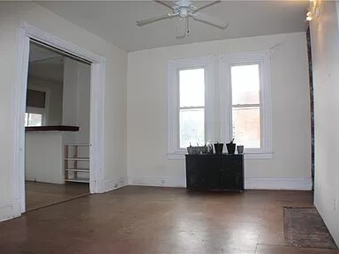 Building Photo - 523 Lowell St
