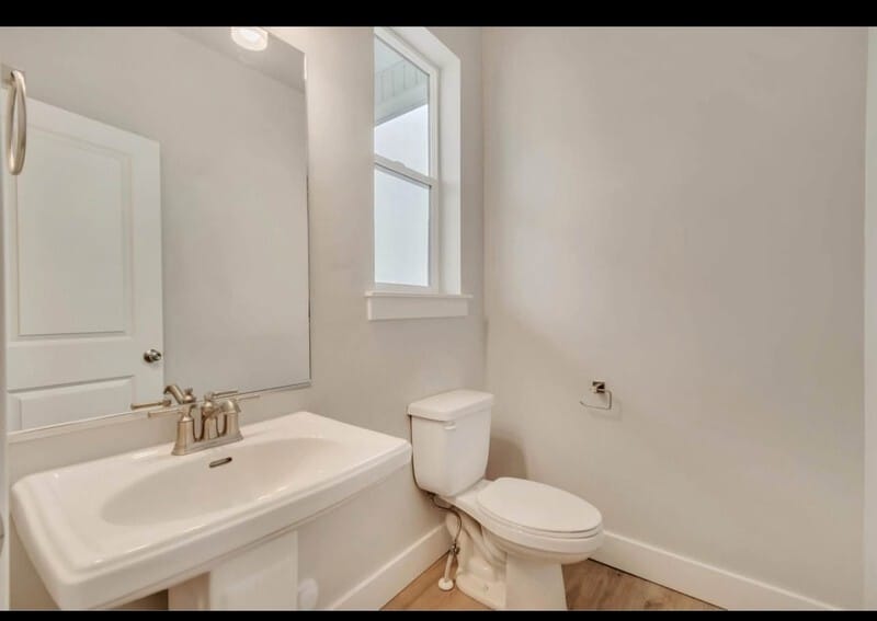 Building Photo - 1579 W 2100 S