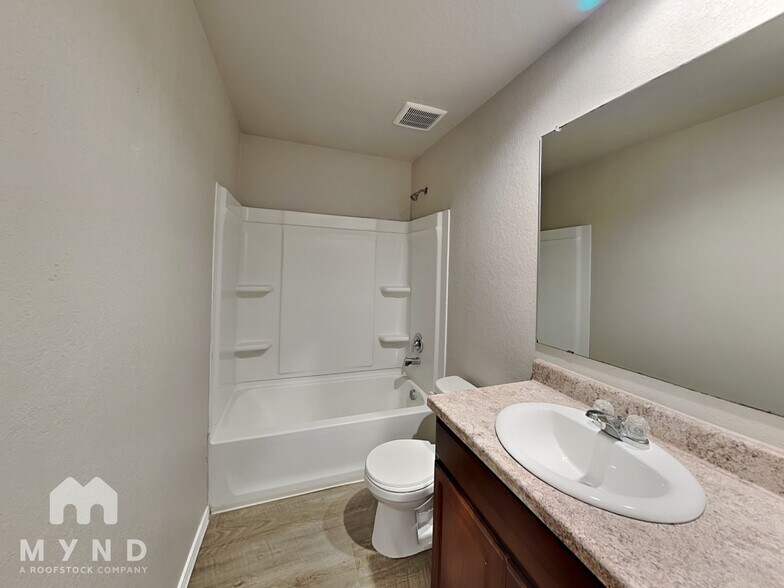 Building Photo - 4007 Turning Pine Edge