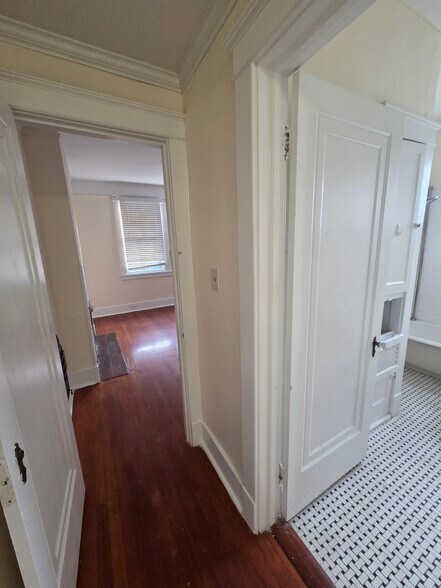 Building Photo - 8128 Pritchard Pl