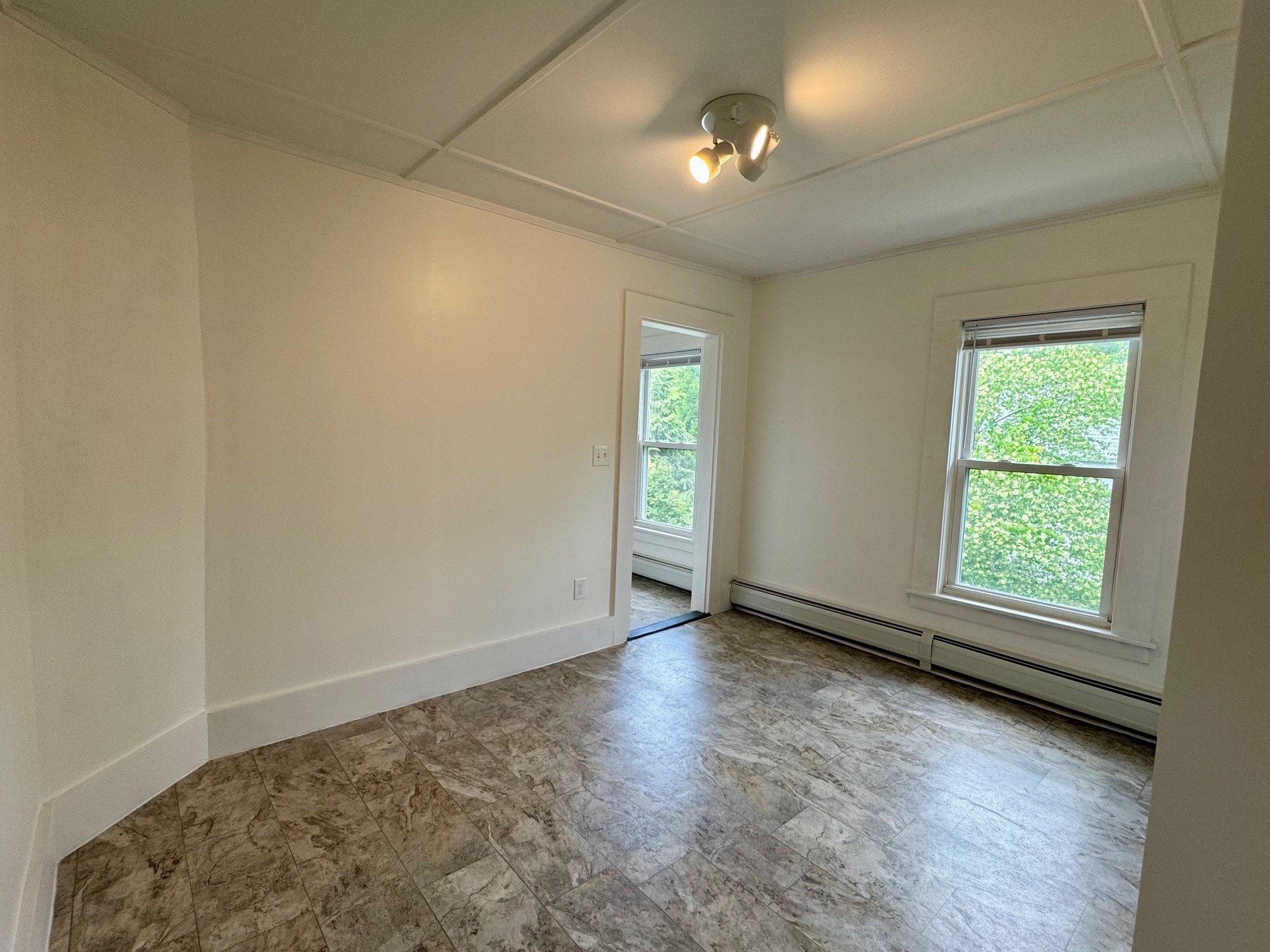 Building Photo - 115 Rumford St