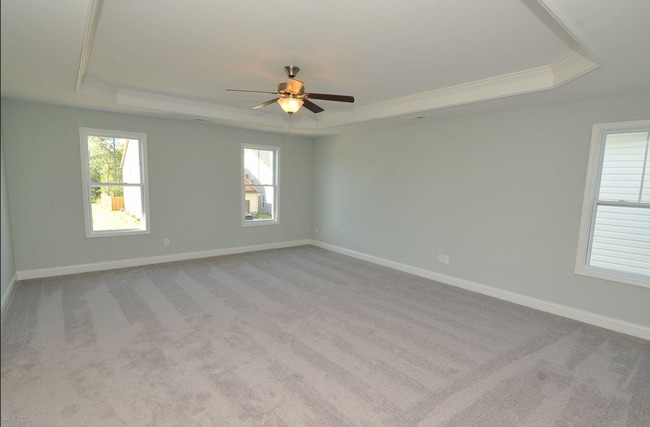 Building Photo - Beautiful 4 Bed Home on Masonboro Loop!