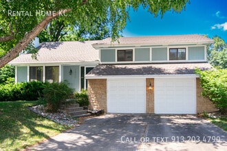 Building Photo - 7920 W 113th Terrace