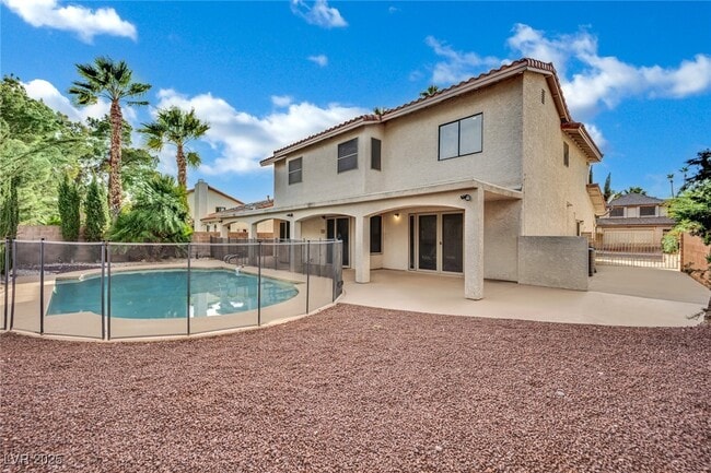 Building Photo - 2812 Waterview Dr