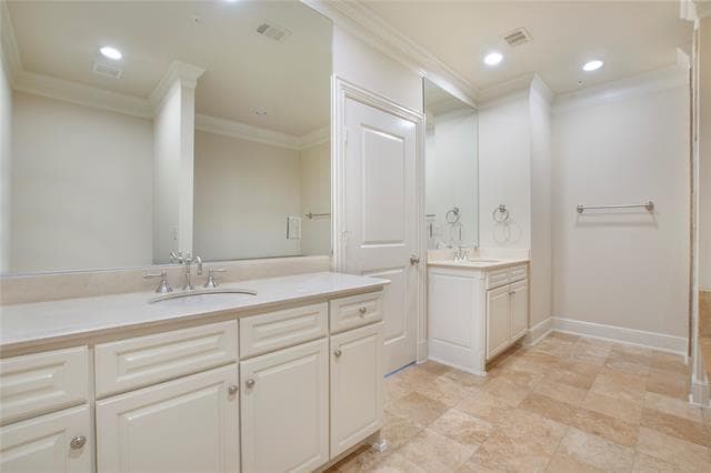 Building Photo - 6515 Bandera Ave