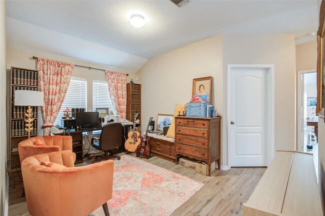 Building Photo - 17231 Hollow Sands Ct