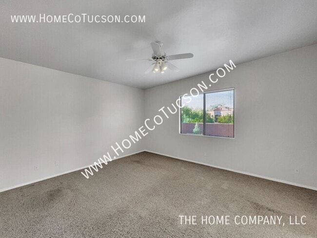 Building Photo - 6325 N Calle Del Halcon