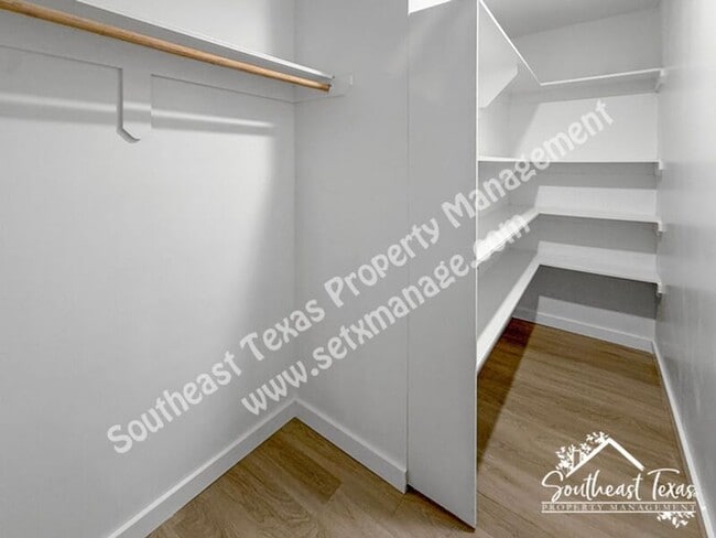 Building Photo - 6371 Terrell St