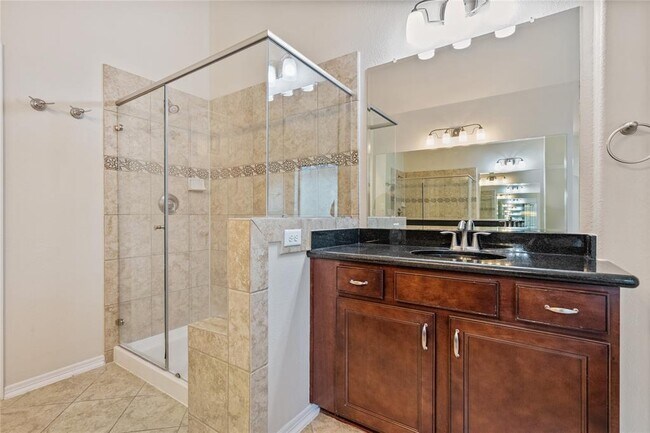 Building Photo - 2737 King's Retreat Cir