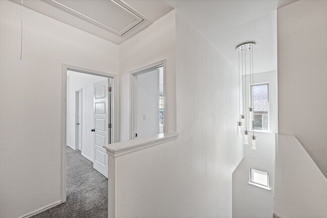 Building Photo - 3651 Sandy Brook Dr