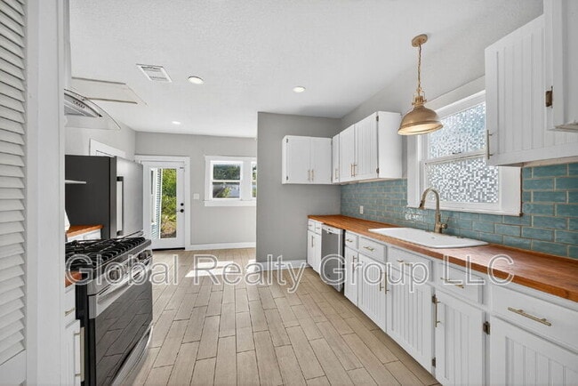 Building Photo - 514 Hammond Ave