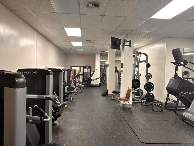 Building Photo - 3800 S Ocean Dr