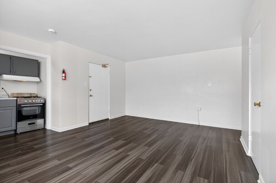 Building Photo - 1356 Edgewood Ave