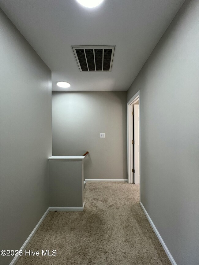 Building Photo - 4240 Williamsbrook Ln
