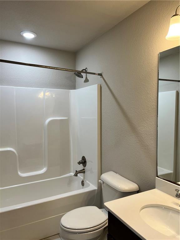 Building Photo - 901 Sassafras Ln