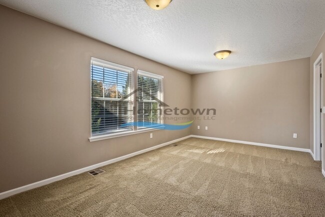 Building Photo - Custom Craftsman Energy Star Home with Gar...
