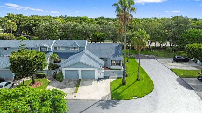 Primary Photo - 10190 NW 52nd Terrace